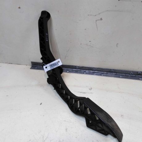 pedal-gaza-hyundai-elantra-iii-xd-2-do-rest-art-41541-big-0