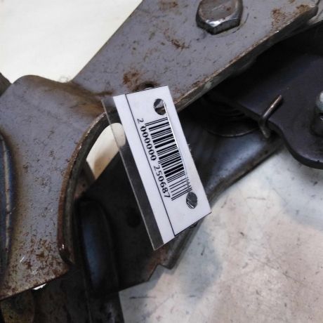 pedal-scepleniia-hyundai-elantra-iii-xd-2-do-rest-art-41661-big-1