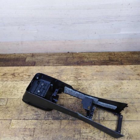 podlokotnik-mitsubishi-lancer-10-art-41929-big-1