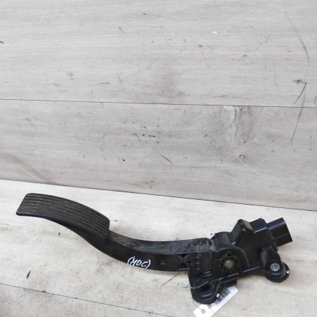 pedal-gaza-mitsubishi-lancer-10-sedan-art-42014-big-0