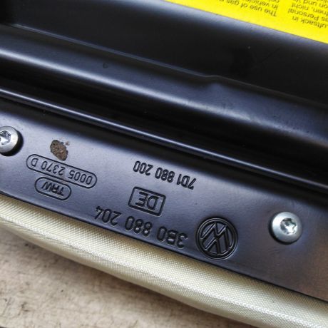 poduska-airbag-bezopasnosti-v-torpedo-volkswagen-passat-b5-gp-art-42518-big-3