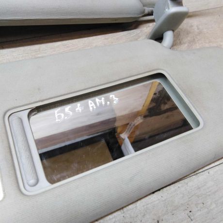 kozyrek-solncezashhitnyi-volkswagen-passat-b5-gp-1-stuka-art-42984-big-4