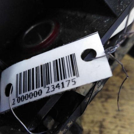 podlokotnik-mazda-6-art-42996-big-5