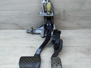 pedalnyi-uzel-akpp-volkswagen-passat-b5-gp-art-43028