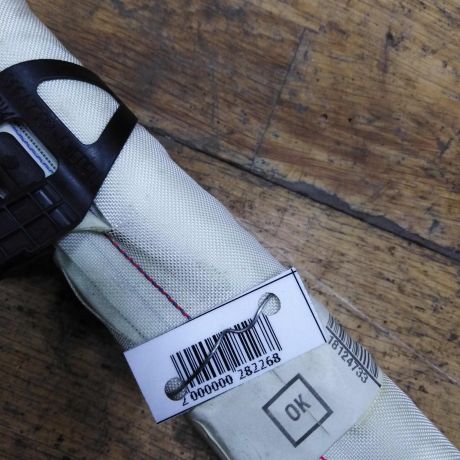 poduska-bezopasnosti-airbag-prava-v-krysu-volvo-xc90-rest-art-43254-big-2