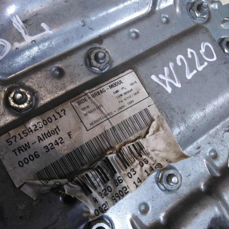 poduska-bezopasnosti-v-dver-mercedes-w220-99gv-32i-akpp-art-44951-big-2