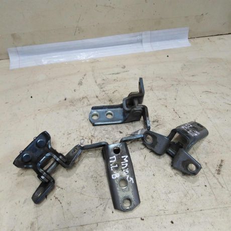 petlia-dveri-mitsubishi-lancer-10-ostatok-dve-stuki-zadniaia-levaia-verxniaia-zadniaia-levaia-nizniaia-art-45769-big-0