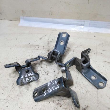 petlia-dveri-mitsubishi-lancer-10-ostatok-dve-stuki-zadniaia-levaia-verxniaia-zadniaia-levaia-nizniaia-art-45769-big-1