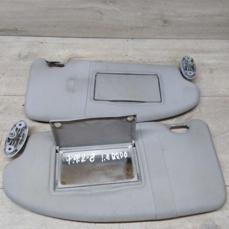 kozyrek-solncezashhitnyi-ford-focus-2-do-rest-art-45907-big-1