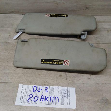 kozyrek-solncezashhitnyi-volkswagen-jetta-4-art-46175-big-0