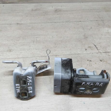 petlia-dveri-renault-megane-2-perednei-pravoi-dveri-art-46194-big-0