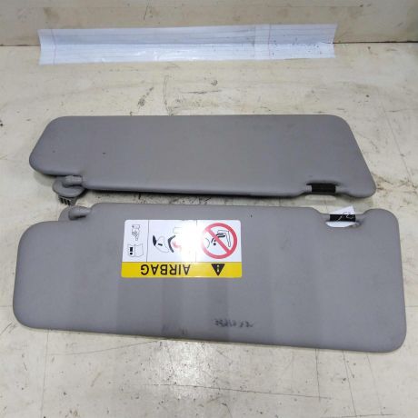 kozyrek-solncezashhitnyi-renault-sandero-ii-stepway-15gv-art-46693-big-1