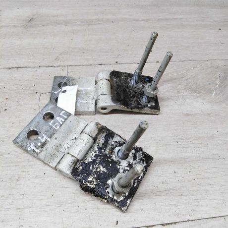 petlia-dveri-bagaznika-volkswagen-transporter-t4-art-47603-big-1