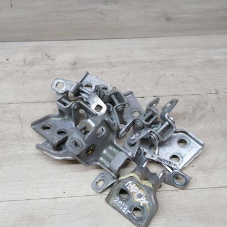 petlia-dveri-lada-largus-art-48019-big-0