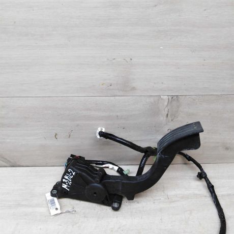 pedal-gaza-mazda-3-bl-art-48047-big-0