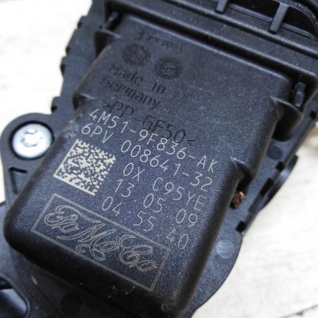 pedal-gaza-mazda-3-bl-art-48047-big-1