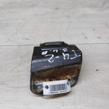 petlia-raspasnoi-dveri-zadniaia-levaia-verxniaia-volkswagen-transporter-t4-art-48094-big-1