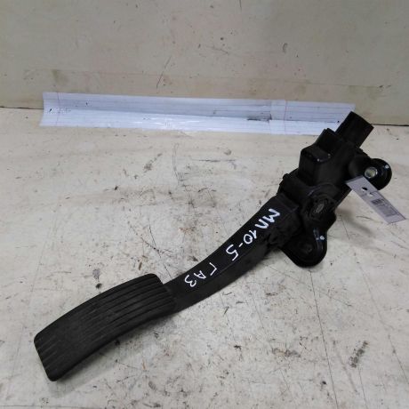 pedal-gaza-mitsubishi-lancer-10-art-48114-big-0