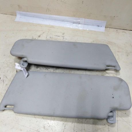 kozyrek-solncezashhitnyi-skoda-superb-i-rest-art-48876-big-1