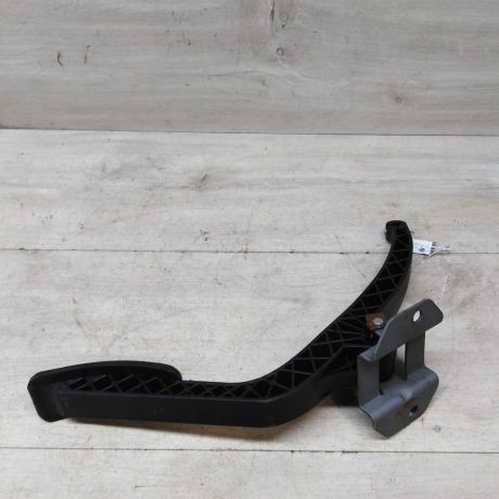 pedal-gaza-nissan-almera-iii-g15-art-49411-big-1