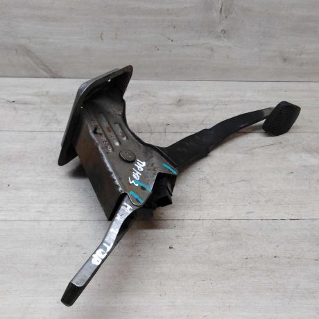 pedal-tormoza-nissan-almera-ii-n16-art-49747-big-2