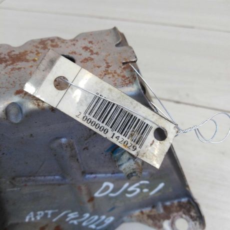 pedal-tormoza-akpp-volkswagen-jetta-5-16i-art-50015-big-1