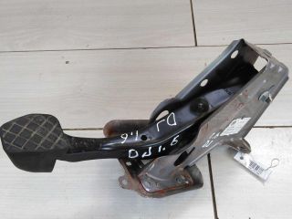 pedal-tormoza-volkswagen-jetta-5-golf-5-art-50020