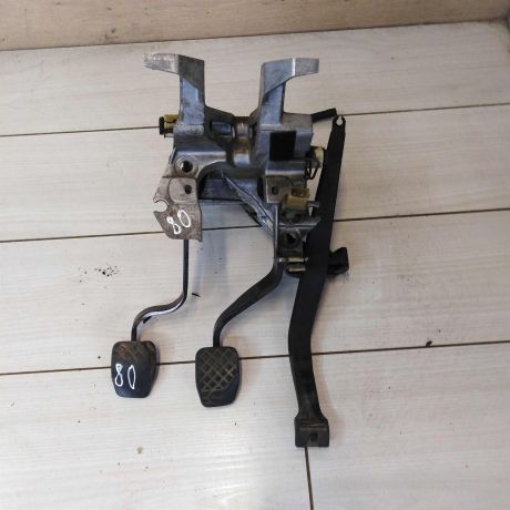pedalnyi-uzel-audi-80-b4-pedal-art-50079-big-1