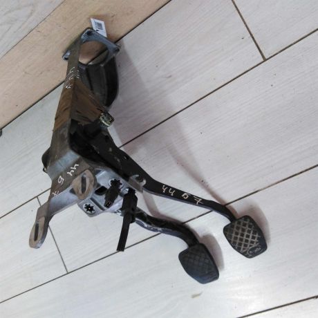 pedalnyi-uzel-audi-100-c3-perexodnaia-pedal-art-50083-big-2