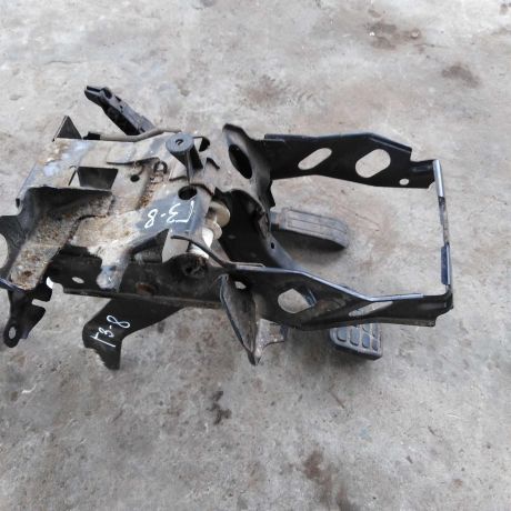 pedalnyi-uzel-volkswagen-golf-3-volkswagen-vento-pedal-art-50084-big-0