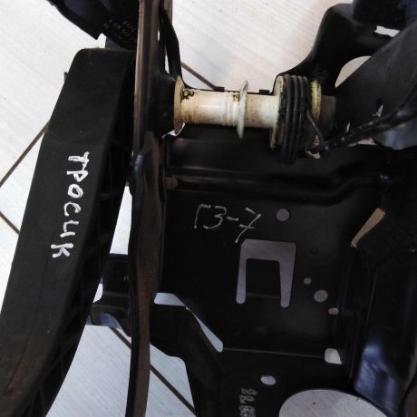 pedalnyi-uzel-volkswagen-golf-3-pedal-volkswagen-vento-art-50282-big-1