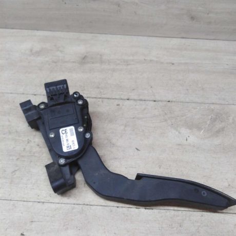 pedal-gaza-opel-vectra-c-rest-art-50498-big-0