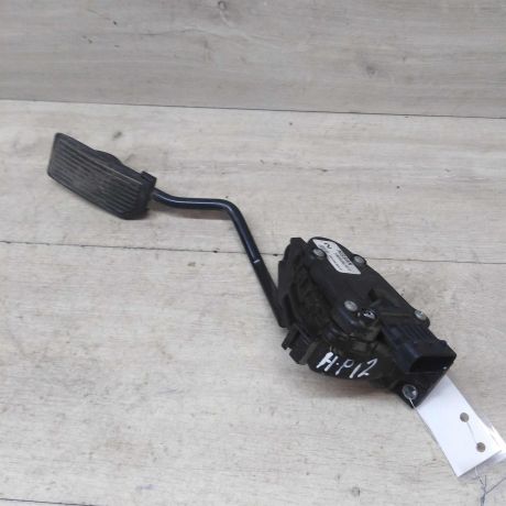 pedal-gaza-nissan-primera-p12-art-50509-big-0