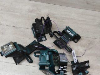 petlia-dveri-audi-a8-d2-97gv-art-50933