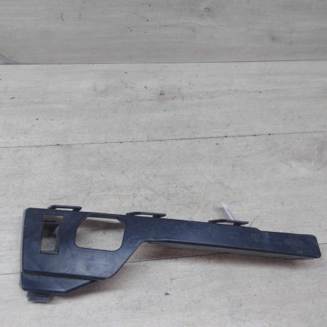 kronstein-pravyi-ford-focus-2-art-51481-big-0