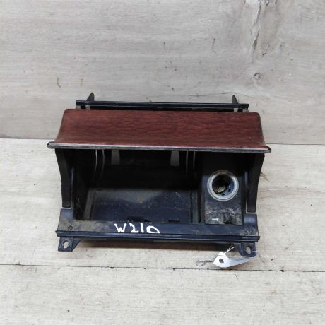 pepelnica-mercedes-e-class-w210-art-51726-big-0