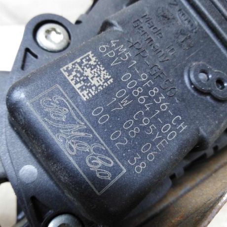 pedalnyi-uzel-pedal-gaza-ford-focus-2-do-rest-16i-hwda-akpp-art-52140-big-1