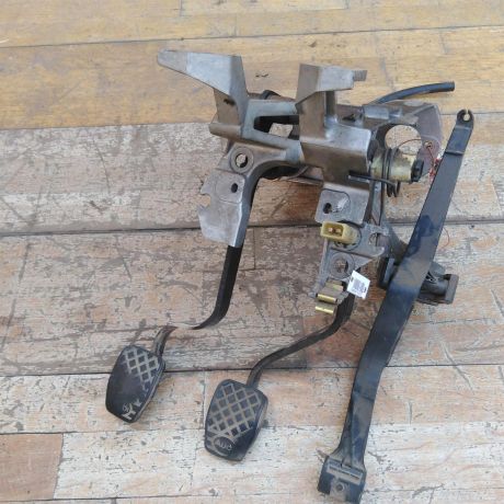 pedalnyi-uzel-audi-80-b3-art-52911-big-0