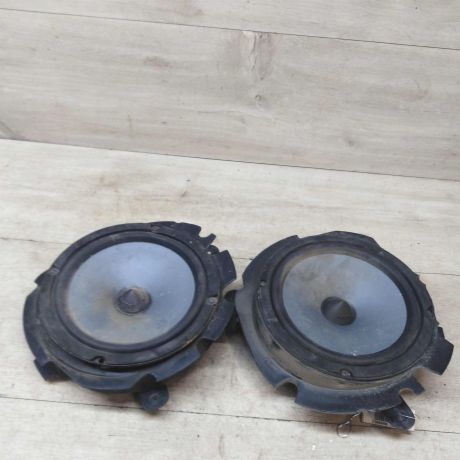 dinamik-akusticeskii-skoda-octavia-tour-art-53163-big-0