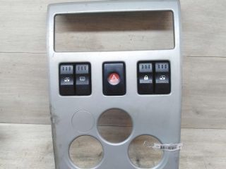 ramka-magnitoly-knopki-upravleniia-renault-logan-i-art-53204