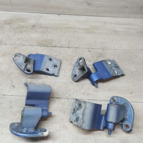 petlia-dveri-mercedes-vito-w638-art-53226-big-1