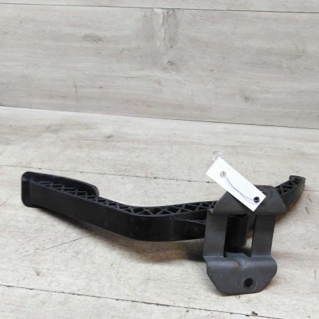 pedal-gaza-renault-logan-09gv-14i-art-53537-big-2