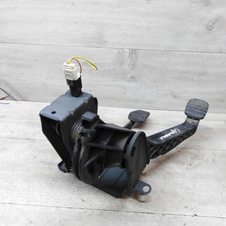 pedalnyi-uzel-renault-logan-09gv-14i-art-53538-big-1