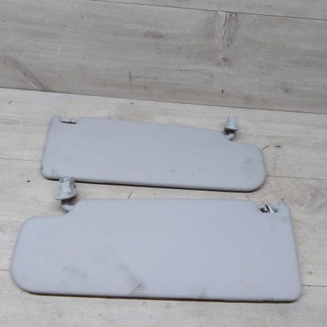 kozyrek-solncezashhitnyi-skoda-octavia-tour-rest-ostalsia-pravyi-art-54353-big-3