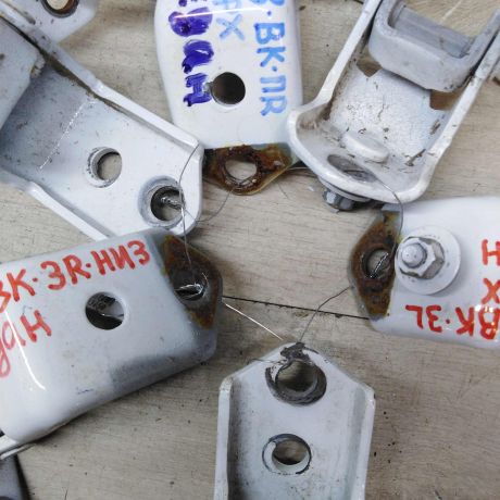 petlia-dveri-mazda-3-bk-sedan-art-54446-big-1