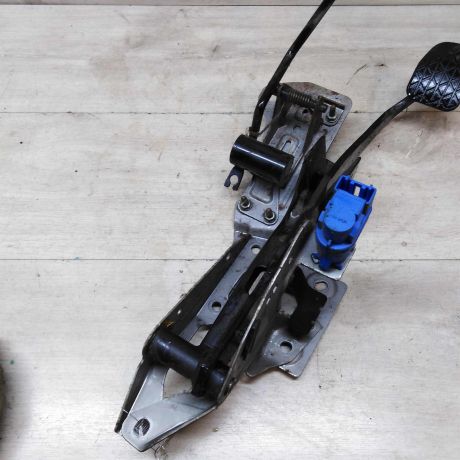 blok-pedalei-gaz-tormoz-mazda-3-bk-sedan-art-54491-big-5