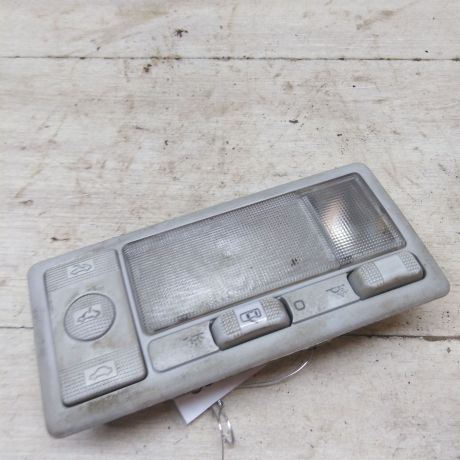 plafon-osveshheniia-salona-fonar-volkswagen-passat-b4-art-55050-big-0