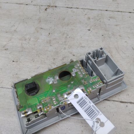 plafon-osveshheniia-salona-fonar-volkswagen-passat-b4-art-55050-big-2