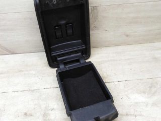 podlokotnik-mazda-3-bk-art-55424