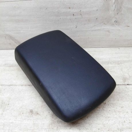 podlokotnik-mazda-3-bk-art-55424-big-1